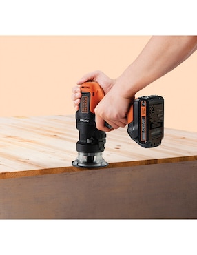 Kit de herramientas Black + Decker