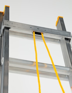 Escalera telescópica Escalumex de aluminio