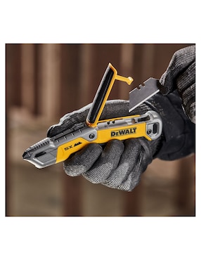 Navaja Dewalt