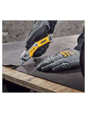 Navaja Dewalt