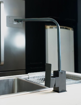 Llave mezcladora para cocina Brucke Akashi