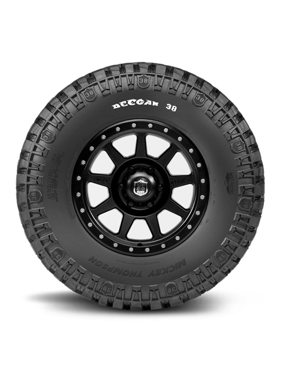 Llanta para auto Deegan 38 305 / 55 R20