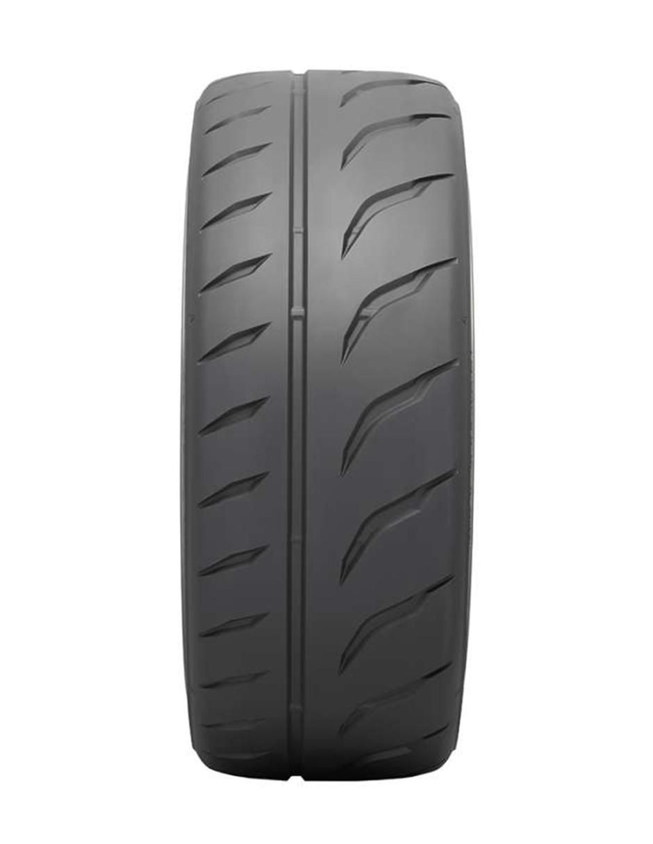 Llanta para auto Proxes R888R 235/45R17 2