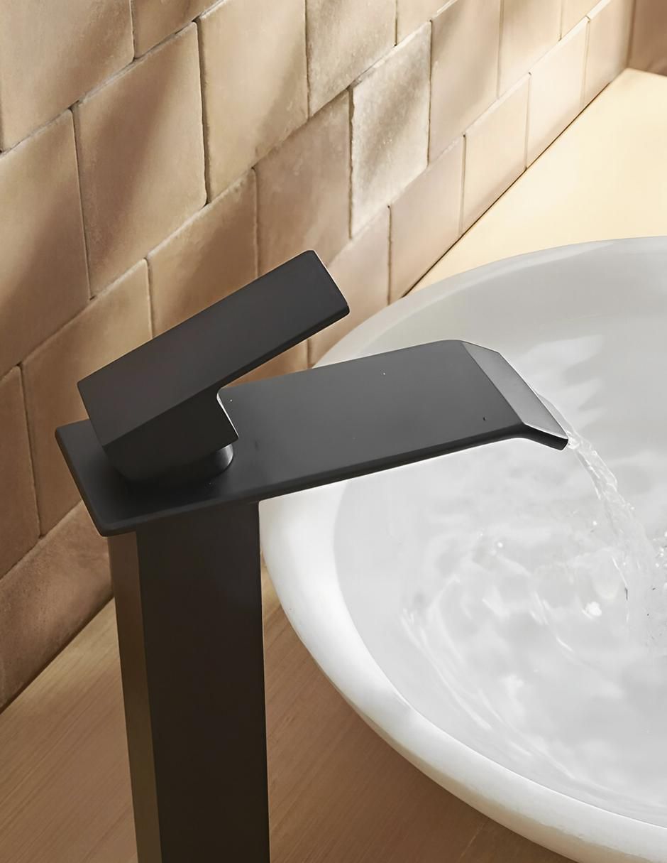 Llave mezcladora para lavabo 4
