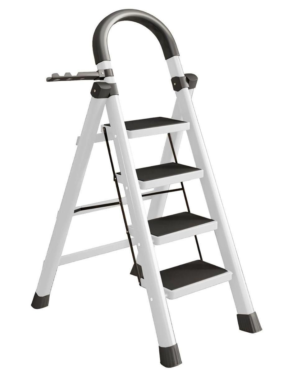 Escalera de tijera de mezcla de materiales
