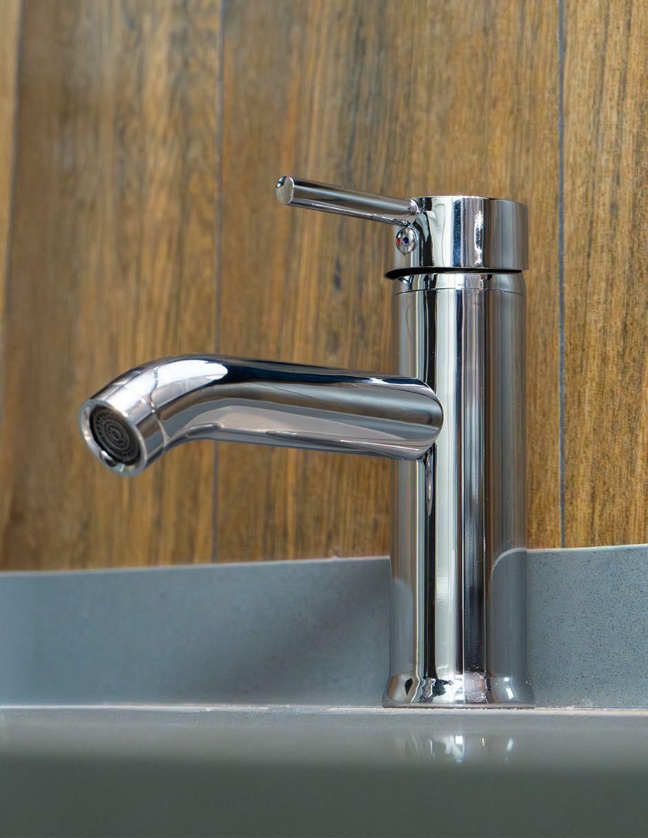 Llave mezcladora para baño Bastei 2