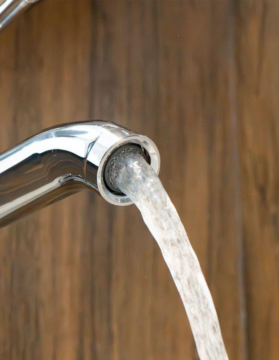 Llave mezcladora para baño Batei 3